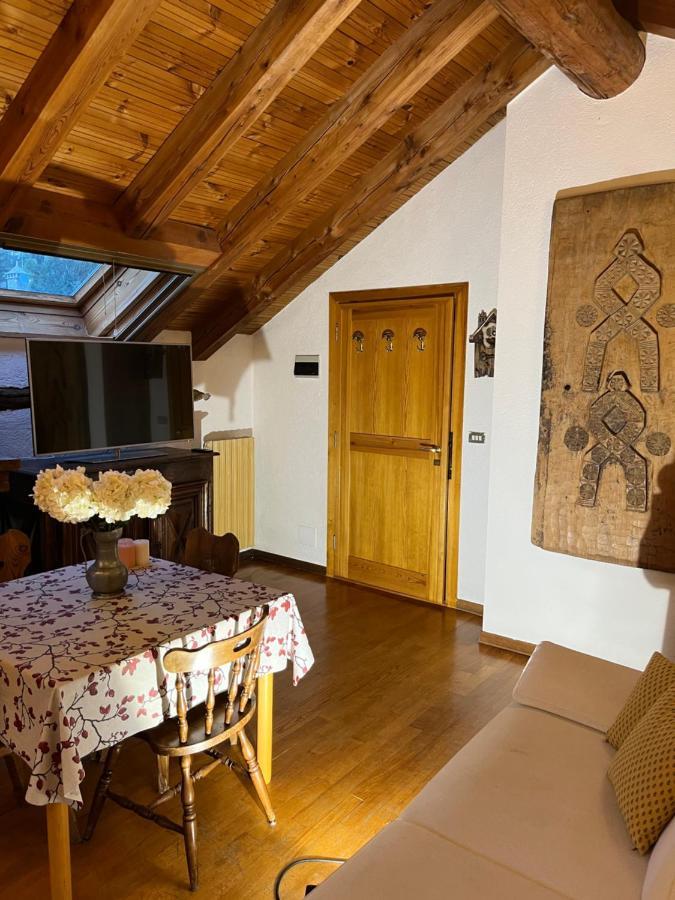 Chalet Blanc "La Mansarda" Курмайор Екстериор снимка